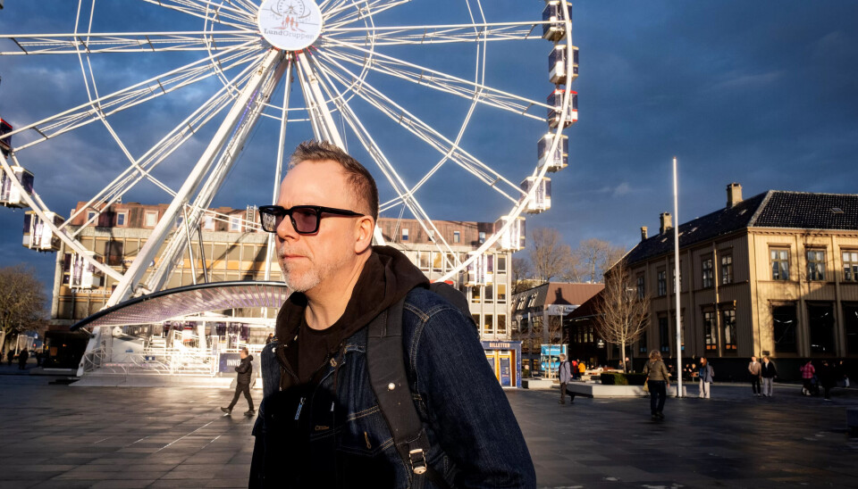 Markus ødela kneet i kanonballkamp på jobben. Så gjorde han en feil