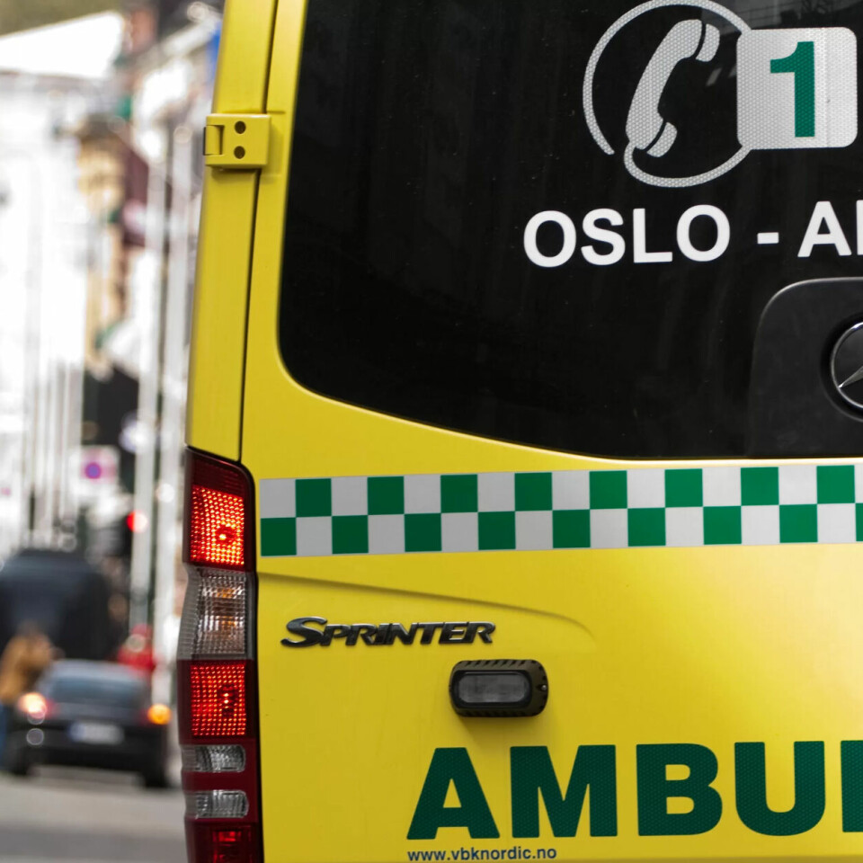 Ambulansepersonell er blant dem som får sin nye lønn nå. Ambulansepersonell er blant dem som får sin nye lønn nå.