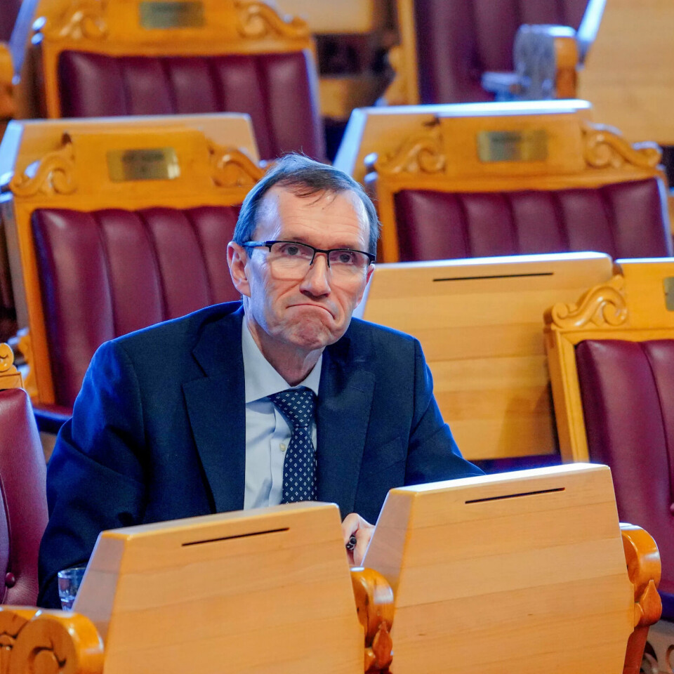 FORNØYD: Espen Barth Eide sier han vil gi seg på Stortinget for å slippe til yngre krefter. FORNØYD: Espen Barth Eide sier han vil gi seg på Stortinget for å slippe til yngre krefter.