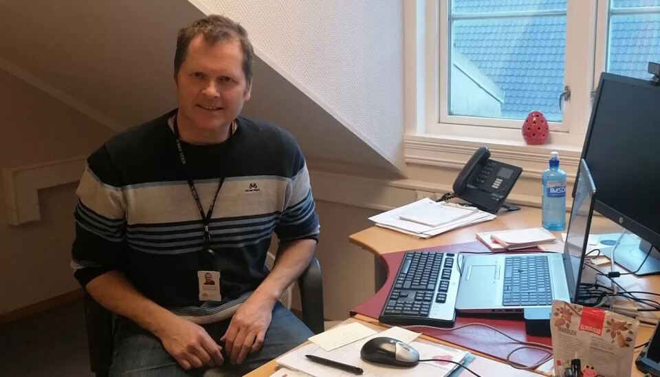 Hovedtillitsvalgt Kenneth Rasmussen betrakter ordningen med at reisetid er arbeidstid som en delvis seier. Hovedtillitsvalgt Kenneth Rasmussen betrakter ordningen med at reisetid er arbeidstid som en delvis seier.