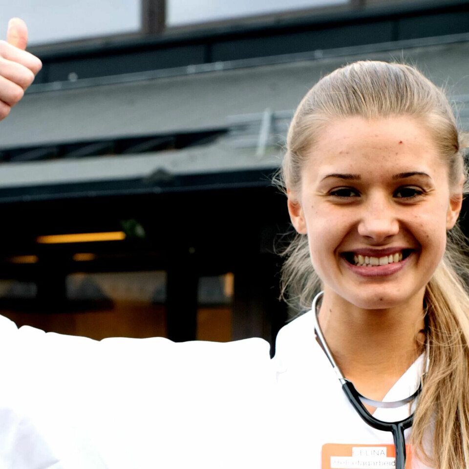 NORGESMESTER: Celina Sørensen Tollefsen er Norges beste helsearbeider. Første desember møter hun gullvinnere fra hele Europa for å kjempe om EM-tittelen. NORGESMESTER: Celina Sørensen Tollefsen er Norges beste helsearbeider. Første desember møter hun gullvinnere fra hele Europa for å kjempe om EM-tittelen.