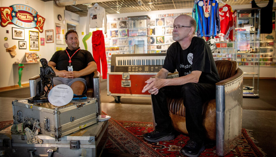 Skuffet: Hovedtillitsvalgt Geir Tollefsen (t.v.) har vært en viktig støtte for Einar Braaten i gjennom hele kampen om å få beholde jobben. Tollefsen mener det hadde vært viktig for alle arbeidstakere med tilretteleggingsbehov å få Høyesteretts vurdering av Einars sak. Skuffet: Hovedtillitsvalgt Geir Tollefsen (t.v.) har vært en viktig støtte for Einar Braaten i gjennom hele kampen om å få beholde jobben. Tollefsen mener det hadde vært viktig for alle arbeidstakere med tilretteleggingsbehov å få Høyesteretts vurdering av Einars sak.