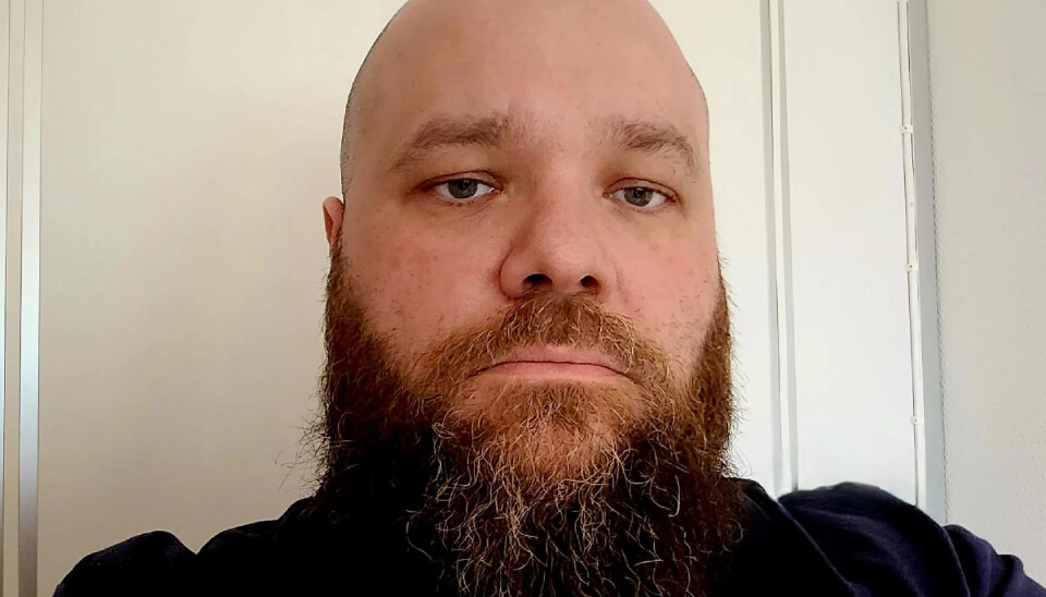 STOPPAR ANGREP: Thomas Bekkenes og kollegaer i faggruppe IKT i Fagforbundet jobbar til dagleg med å stoppe hackarar frå å gå laus på norske kommunar og offentlege IT-system. Bekkenes er leiar av faggruppa, i tillegg til at han til dagleg jobbar som beredskapskoordinator og IT-sikkerheitskonsulent i Øygarden kommune utanfor Bergen. STOPPAR ANGREP: Thomas Bekkenes og kollegaer i faggruppe IKT i Fagforbundet jobbar til dagleg med å stoppe hackarar frå å gå laus på norske kommunar og offentlege IT-system. Bekkenes er leiar av faggruppa, i tillegg til at han til dagleg jobbar som beredskapskoordinator og IT-sikkerheitskonsulent i Øygarden kommune utanfor Bergen.