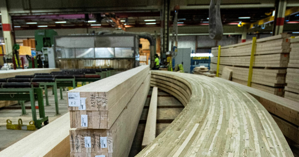 Når betongarbeiderne drar opp gjennomsnittslønna, blir det ikke noe lavlønnstillegg på lavtlønte trelastarbeidere i samme overenskomst. Når betongarbeiderne drar opp gjennomsnittslønna, blir det ikke noe lavlønnstillegg på lavtlønte trelastarbeidere i samme overenskomst.