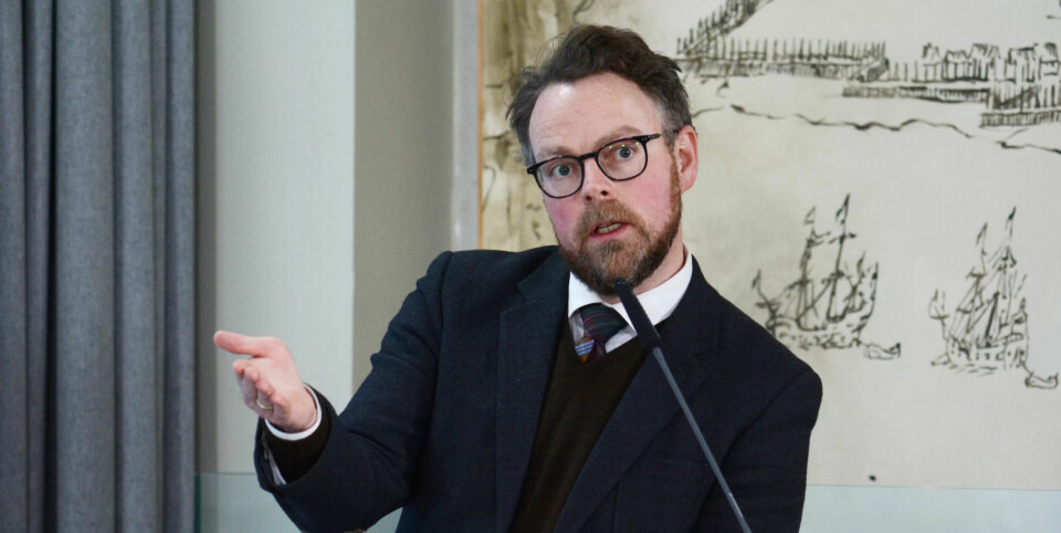 STÅR PÅ SITT: Regjeringen har rom for å handle, og grunnlag for å konkludere, i spørsmålet om særaldersgrenser, mener arbeidsminister Torbjørn Røe Isaksen (H). STÅR PÅ SITT: Regjeringen har rom for å handle, og grunnlag for å konkludere, i spørsmålet om særaldersgrenser, mener arbeidsminister Torbjørn Røe Isaksen (H).
