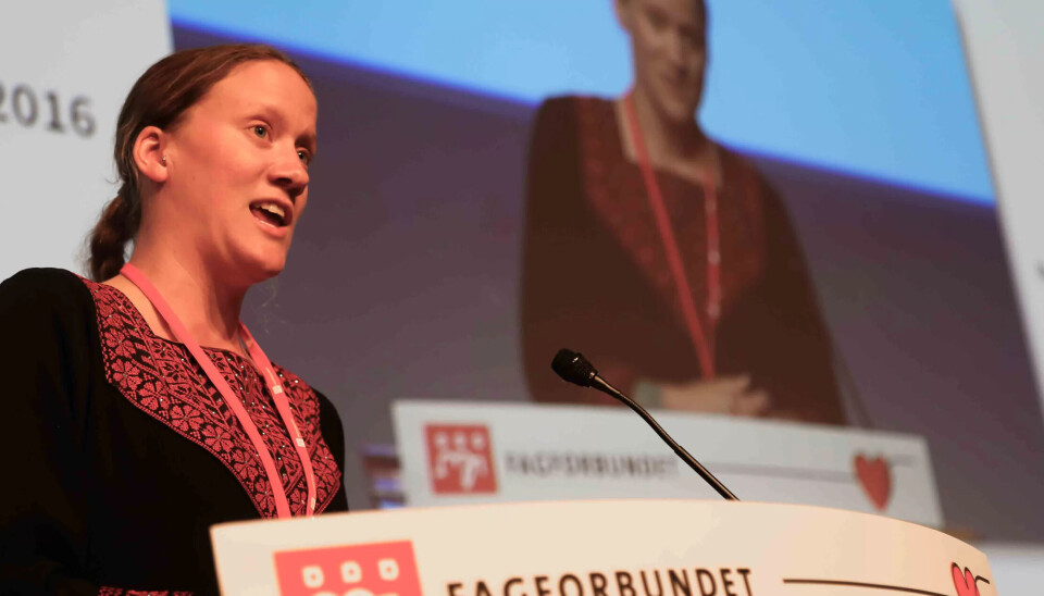 Leder Aina Borkhus og nestleder Christina Beck Jørgensen ungdomsutvalget til Fagforbundet Elverum vil ha slutt på gratis alkohol på møter og samlinger. Leder Aina Borkhus og nestleder Christina Beck Jørgensen ungdomsutvalget til Fagforbundet Elverum vil ha slutt på gratis alkohol på møter og samlinger.