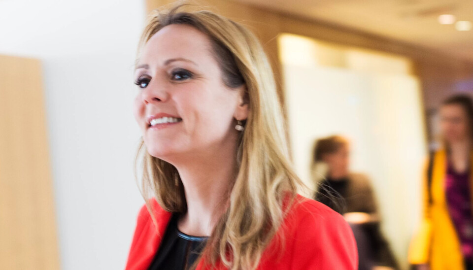 Barne- og likestillingsminister Linda Hofstad Helleland (H) ønsker et mangfold av kommersielle selskaper ved siden av de ideelle stiftelsene i barnevernet. Barne- og likestillingsminister Linda Hofstad Helleland (H) ønsker et mangfold av kommersielle selskaper ved siden av de ideelle stiftelsene i barnevernet.