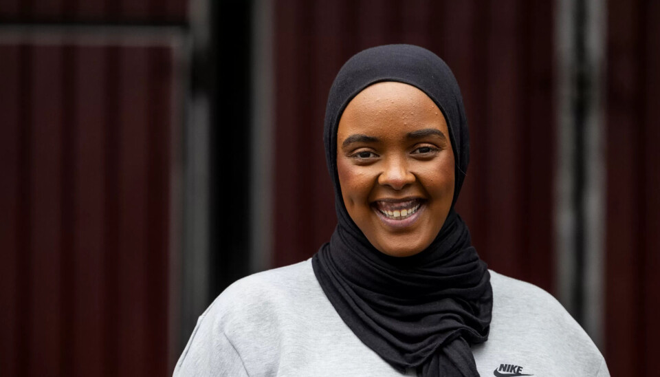 NAV-ANSATT: Fardowsa Qambi har jobbet som veileder ved Nav i bydel Sagene i Oslo i to år. NAV-ANSATT: Fardowsa Qambi har jobbet som veileder ved Nav i bydel Sagene i Oslo i to år.