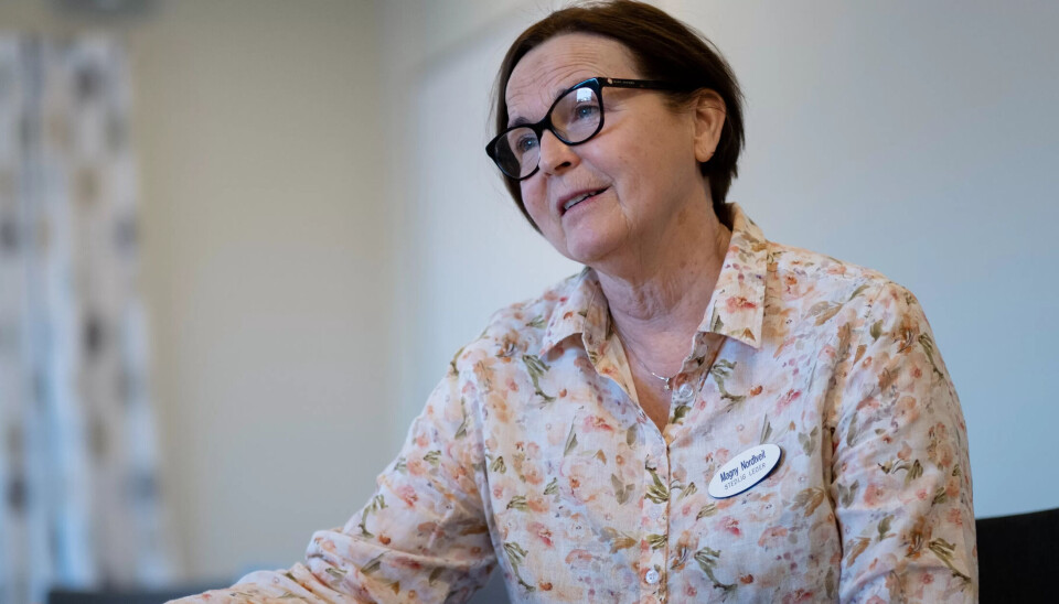 STOR NYTTE: – De ansatte stråler etter kursene. Her får de nyttig kunnskap, gode ideer fra kolleger ved andre sykehjem og stoff til refleksjon, sier Magny Nordtveit som koordinerer undervisningen for ansatte i demensomsorgen i Bergen. STOR NYTTE: – De ansatte stråler etter kursene. Her får de nyttig kunnskap, gode ideer fra kolleger ved andre sykehjem og stoff til refleksjon, sier Magny Nordtveit som koordinerer undervisningen for ansatte i demensomsorgen i Bergen.