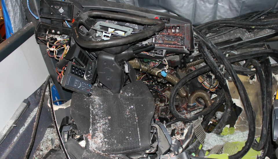 DEFORMERT: Selv etter kollisjon i lav hastighet er førerhytta fullstendig deformert. DEFORMERT: Selv etter kollisjon i lav hastighet er førerhytta fullstendig deformert.