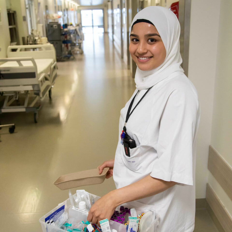 HEKTISK: Det er travle og interessante dager på mottaket for Mehrun Nisa Afzal HEKTISK: Det er travle og interessante dager på mottaket for Mehrun Nisa Afzal
