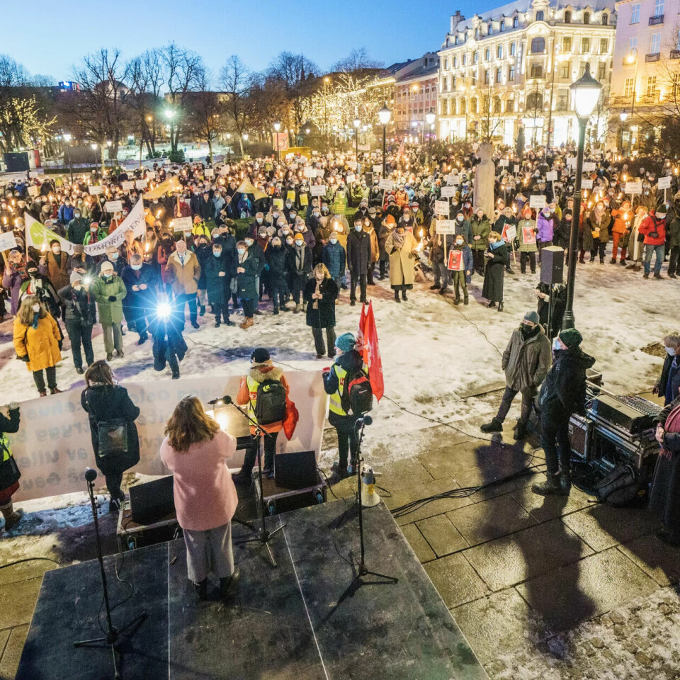 DEMONSTRERTE: Flere lag og foreninger, inkludert Fagforbundet i Oslo, møtte på denne støttedemonstrasjonen for bevaring av Ullevål sykehus. DEMONSTRERTE: Flere lag og foreninger, inkludert Fagforbundet i Oslo, møtte på denne støttedemonstrasjonen for bevaring av Ullevål sykehus.