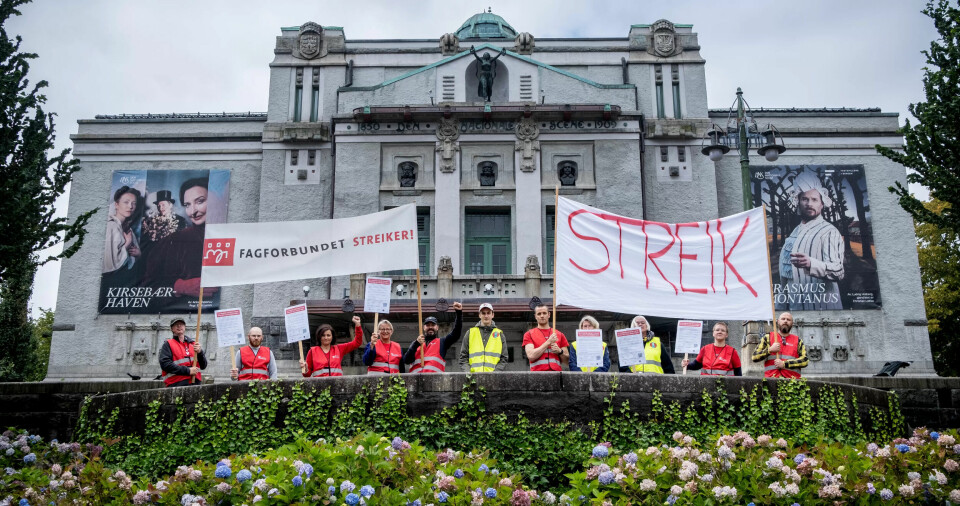 NTL og Creo er blitt enige med Spekter, men fra onsdag 11. mai kan Fagforbundets medlemmer i kultursektoren på nytt være i streik hvis meklingen 9. og 10. mai mislykkes. NTL og Creo er blitt enige med Spekter, men fra onsdag 11. mai kan Fagforbundets medlemmer i kultursektoren på nytt være i streik hvis meklingen 9. og 10. mai mislykkes.