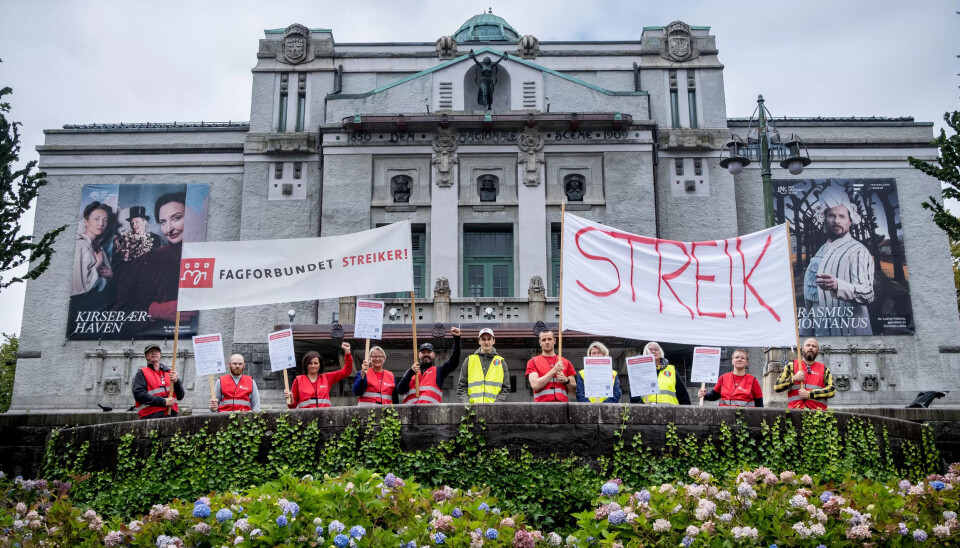 NTL og Creo er blitt enige med Spekter, men fra onsdag 11. mai kan Fagforbundets medlemmer i kultursektoren på nytt være i streik hvis meklingen 9. og 10. mai mislykkes. NTL og Creo er blitt enige med Spekter, men fra onsdag 11. mai kan Fagforbundets medlemmer i kultursektoren på nytt være i streik hvis meklingen 9. og 10. mai mislykkes.