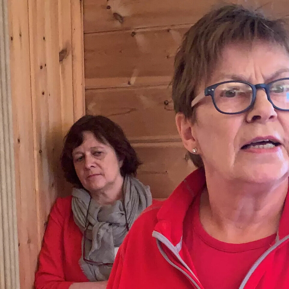 Bjørg Tapio er leder av Fagforbundet i Finnmark, og kritisk til styringen av den nye regionen. I bakgrunnen leder i Troms og Finnmark Ap, Kristina Hansen. Bjørg Tapio er leder av Fagforbundet i Finnmark, og kritisk til styringen av den nye regionen. I bakgrunnen leder i Troms og Finnmark Ap, Kristina Hansen.