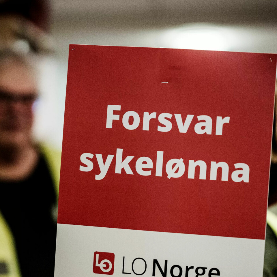 LO er klare til aksjonsdag for sykelønna onsdag samtidig med NHOs årskonferanse. LO er klare til aksjonsdag for sykelønna onsdag samtidig med NHOs årskonferanse.