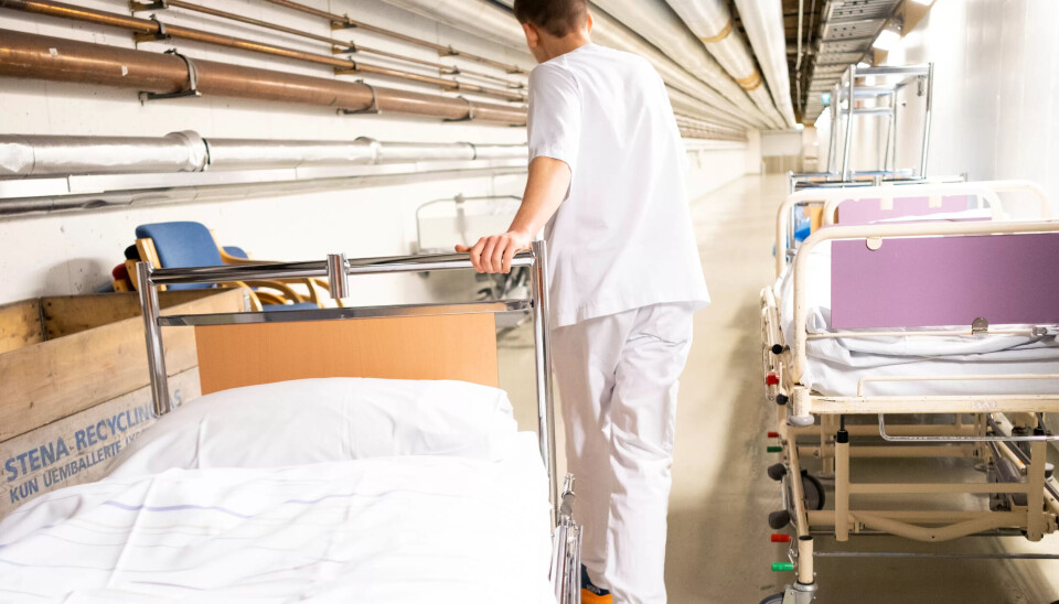 SYKE AV JOBBEN: 42 prosent svarer at de er helt eller delvis syke av forhold på jobben. SYKE AV JOBBEN: 42 prosent svarer at de er helt eller delvis syke av forhold på jobben.