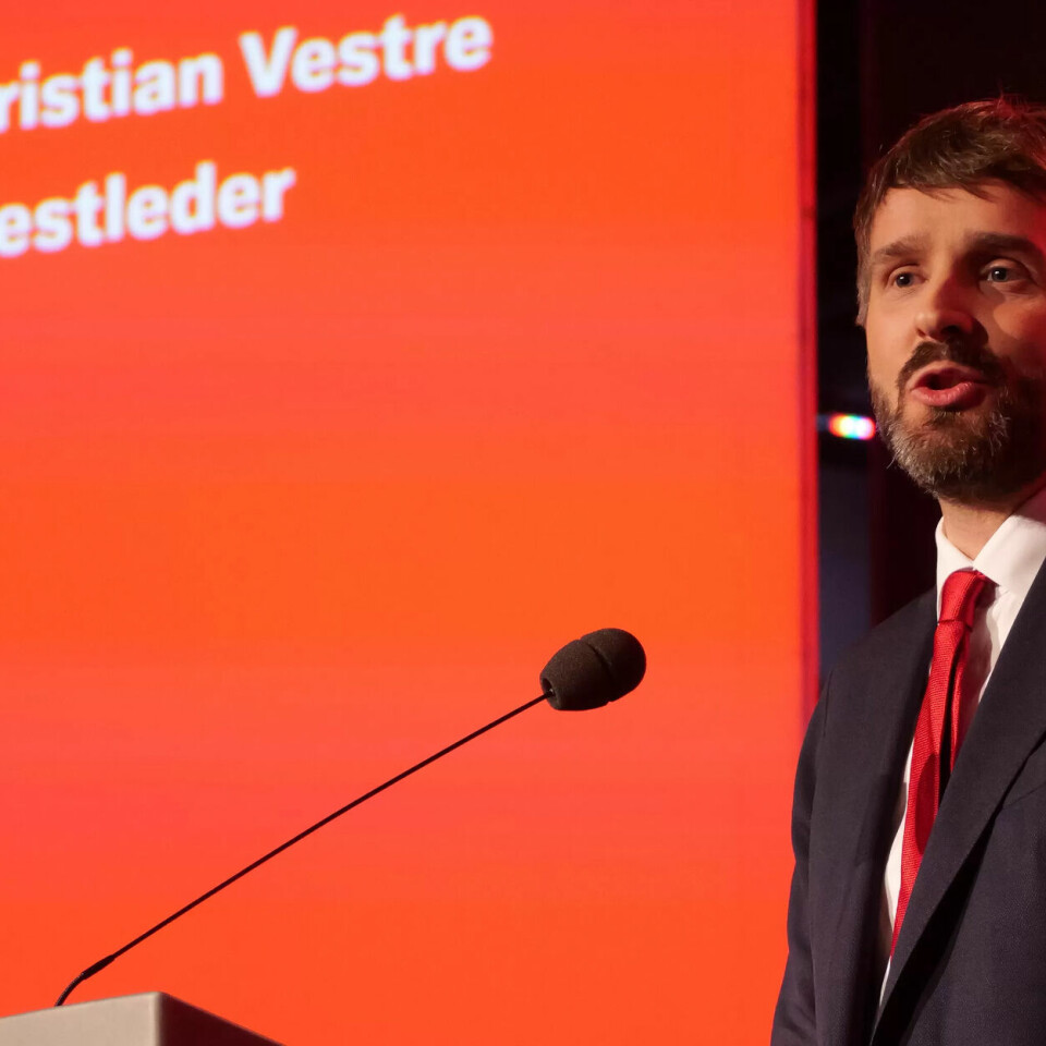 BETRE RÅD: På trass av krig i Europa, nye tollmurar og internasjonal uro, Jan Christian Vestre i Ap seier at dei styrer mot at vi skal få betre råd. Om dei får fortsette i fire nye år. Ap-nestleiaren som også er helse- og omsorgsminister heldt tale på Arbeidarpartiet sitt landsmøte fredag. BETRE RÅD: På trass av krig i Europa, nye tollmurar og internasjonal uro, Jan Christian Vestre i Ap seier at dei styrer mot at vi skal få betre råd. Om dei får fortsette i fire nye år. Ap-nestleiaren som også er helse- og omsorgsminister heldt tale på Arbeidarpartiet sitt landsmøte fredag.