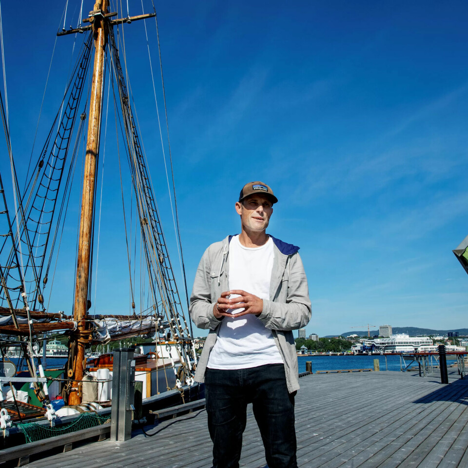 NYTT LIV: Ubehandlede traumer kan dukke opp som posttraumatisk stress først etter mange år. Hos Knut Olav Wågsås (52) dukket plagene opp bare noen måneder etter at han var tilbake i Norge. Men han forsto ikke sammenhengen før han gikk om bord på Svanen, 25 år seinere. NYTT LIV: Ubehandlede traumer kan dukke opp som posttraumatisk stress først etter mange år. Hos Knut Olav Wågsås (52) dukket plagene opp bare noen måneder etter at han var tilbake i Norge. Men han forsto ikke sammenhengen før han gikk om bord på Svanen, 25 år seinere.