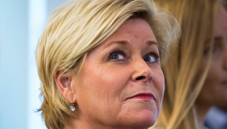 Frp-leder Siv Jensen hevder at private aktører som tjener penger på velferd blir «karikert, hundset med og beskyldt for å være kyniske profittjegere». Frp-leder Siv Jensen hevder at private aktører som tjener penger på velferd blir «karikert, hundset med og beskyldt for å være kyniske profittjegere».