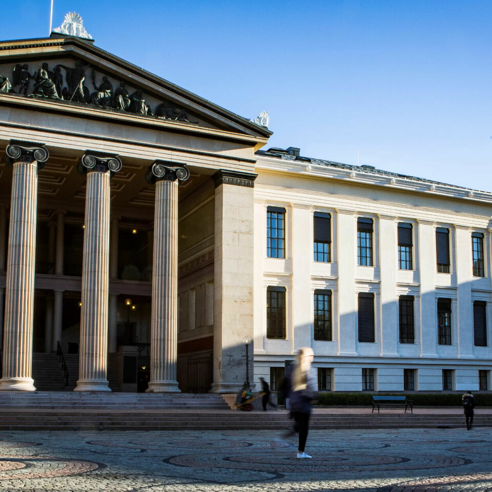 OSLO): Færre begynner rett på høyere utdanning. OSLO): Færre begynner rett på høyere utdanning.