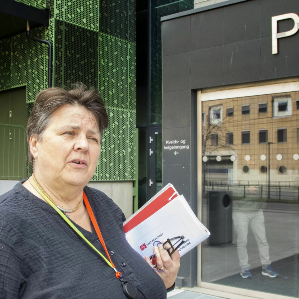 VANSKELIG: Leder Gerd Øiahals i Fagforbundet Post og finans sier de vil jobbe for å ivareta medlemmene i nedbemanningen som skal skje i stab og støttefunksjoner. – Omstillingsavtalen gjelder med de virkemidlene som ligger der. I tillegg har vi noe tid på oss. Det er positivt, selv om dette selvsagt er vanskelig for de berørte, sier hun. VANSKELIG: Leder Gerd Øiahals i Fagforbundet Post og finans sier de vil jobbe for å ivareta medlemmene i nedbemanningen som skal skje i stab og støttefunksjoner. – Omstillingsavtalen gjelder med de virkemidlene som ligger der. I tillegg har vi noe tid på oss. Det er positivt, selv om dette selvsagt er vanskelig for de berørte, sier hun.