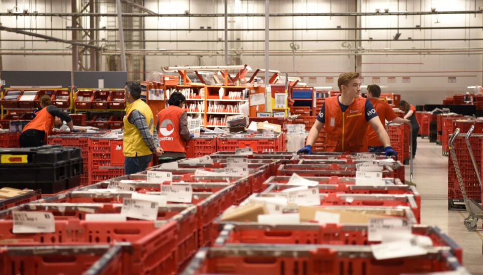 REKORDMYE POST: En stor del av de 1000 vikarene som nå hentes inn skal arbeide på Østlandsterminalen (bildet) og Logistikksenter Oslo på Alnabru for å ta unna volumøkningen i forbindelse med Black Friday og juleposten REKORDMYE POST: En stor del av de 1000 vikarene som nå hentes inn skal arbeide på Østlandsterminalen (bildet) og Logistikksenter Oslo på Alnabru for å ta unna volumøkningen i forbindelse med Black Friday og juleposten