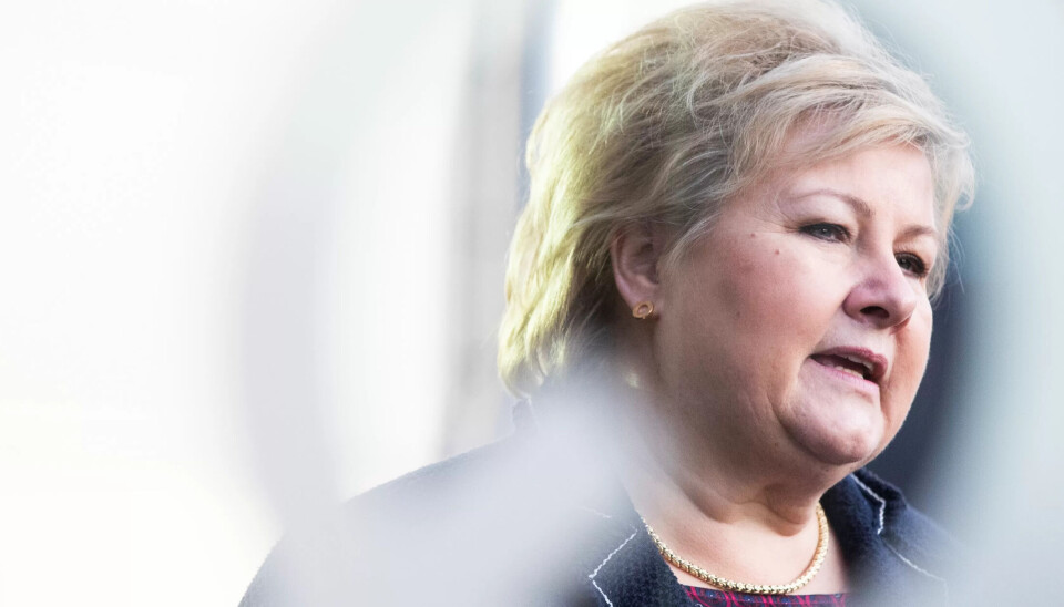 FÅR SÅ DET SUSER: LO-lederen fyrte av en kraftsalve mot statsminister Erna Solberg og regjeringen på LOs representantskapsmøte. FÅR SÅ DET SUSER: LO-lederen fyrte av en kraftsalve mot statsminister Erna Solberg og regjeringen på LOs representantskapsmøte.