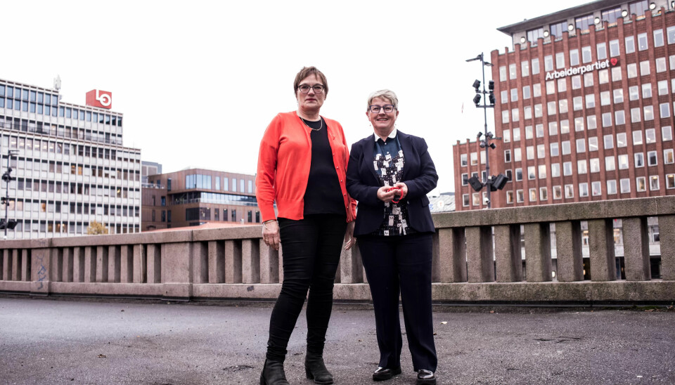 Samrøret mellom LO og Arbeiderpartiet er gammeldags og må avvikles, mener Oddrun Remvik (t.v.) og Turid Lilleheie (t.h.) Samrøret mellom LO og Arbeiderpartiet er gammeldags og må avvikles, mener Oddrun Remvik (t.v.) og Turid Lilleheie (t.h.)