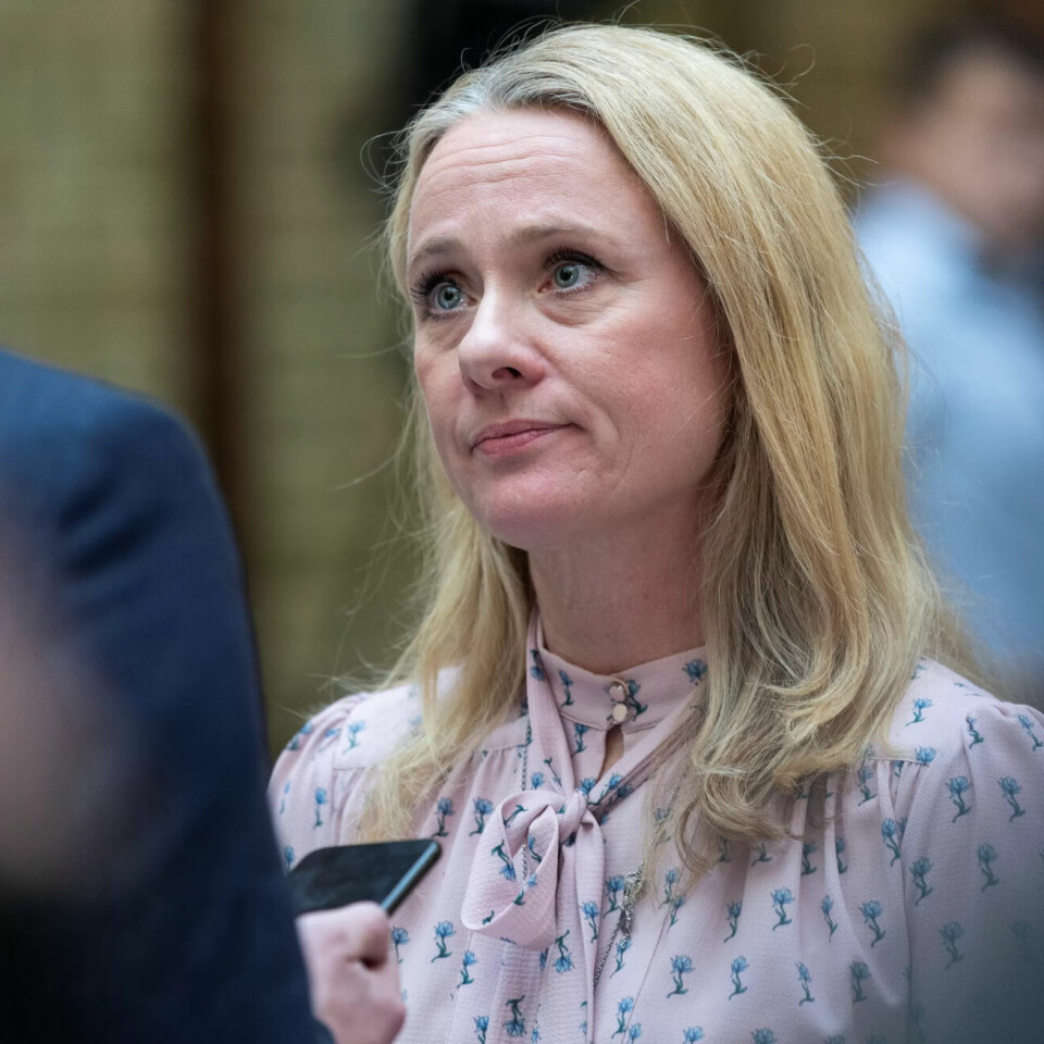 SV stemmer for mistillit mot arbeids- og sosialminister Anniken Hauglie (H), som sist uke deltok i Stortingets høring om trygdeskandalen. SV stemmer for mistillit mot arbeids- og sosialminister Anniken Hauglie (H), som sist uke deltok i Stortingets høring om trygdeskandalen.