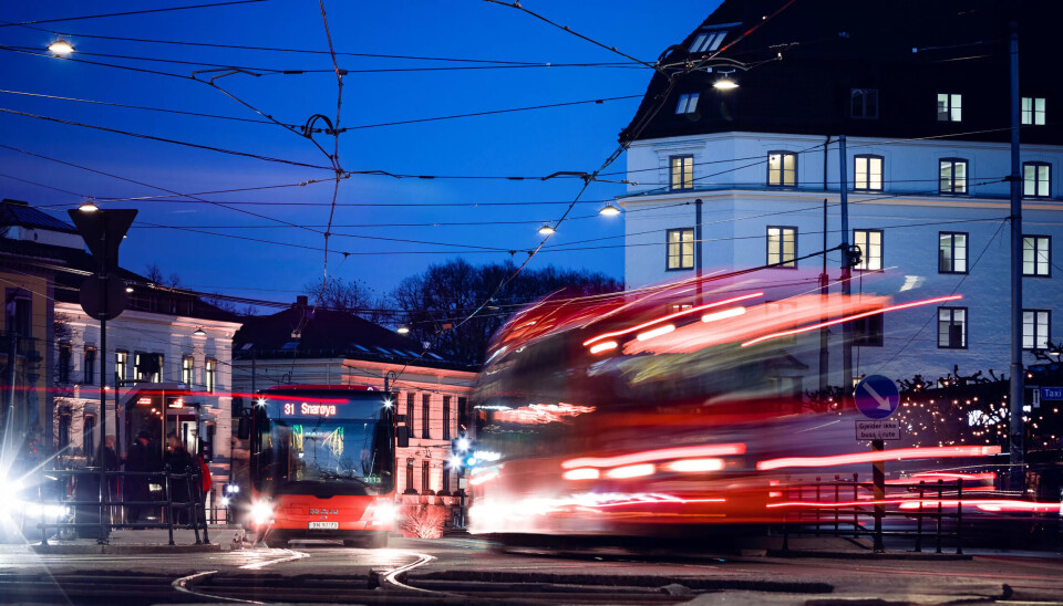 Ruter kjører bussene i Oslo Ruter kjører bussene i Oslo