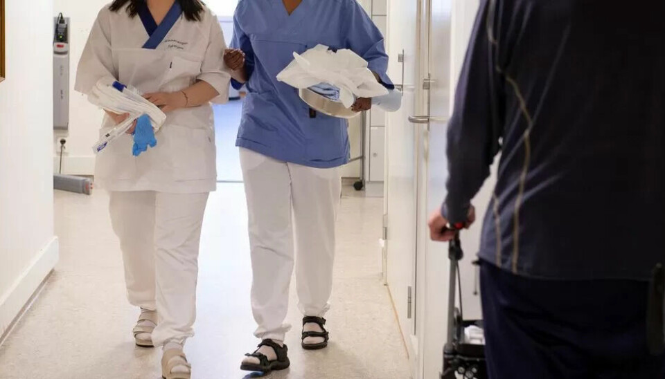 IKKE MED: Mange kommuneansatte har vært tett på koronakrisa i flere måneder. Likevel er ikke de tillitsvalgte tatt med i over halvparten av kommunenes krisestaber. IKKE MED: Mange kommuneansatte har vært tett på koronakrisa i flere måneder. Likevel er ikke de tillitsvalgte tatt med i over halvparten av kommunenes krisestaber.