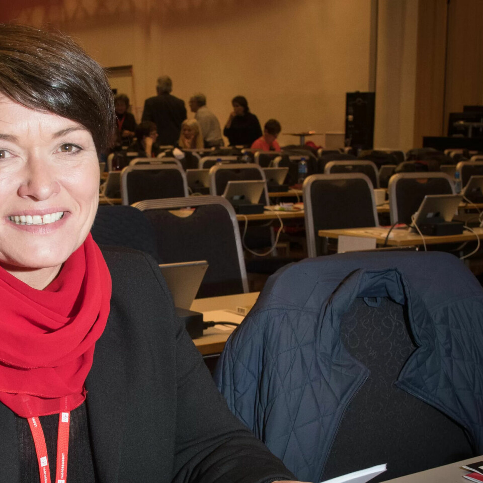 IKKE FORSKJELLSBEHANDLING: Fagforbundets nestleder, Sissel M. Skoghaug vil ikke være med på at det skal være forskjell på lønna til sykepleiere organisert i Sykepleierforbundet og i Fagforbundet. IKKE FORSKJELLSBEHANDLING: Fagforbundets nestleder, Sissel M. Skoghaug vil ikke være med på at det skal være forskjell på lønna til sykepleiere organisert i Sykepleierforbundet og i Fagforbundet.