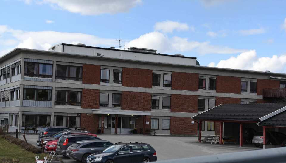 Institusjonen som kvinnen jobbet på ligger i tilknytning til Skjervum helse- og omsorgssenter. Institusjonen som kvinnen jobbet på ligger i tilknytning til Skjervum helse- og omsorgssenter.