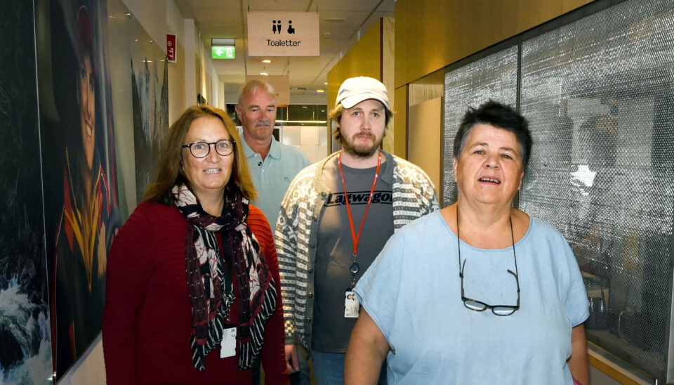 UVANLIG JEVNT: Leder Gerd Øiahals (t.h.) i Fagforbundet Post og finans slår fast at uravstemningen ble uvanlig jevn og spennende. – Et uttrykk for at mange medlemmer hadde større forventninger til årets oppgjør enn det som var mulig å oppnå innenfor frontfagsrammen, sier Øiahals. Her sammen med Jacqueline Hopkinson (f.v.), Hans Fredrik Danielsen og Marius Antonsen Weisæth under forhandlingene i Posten Norge. UVANLIG JEVNT: Leder Gerd Øiahals (t.h.) i Fagforbundet Post og finans slår fast at uravstemningen ble uvanlig jevn og spennende. – Et uttrykk for at mange medlemmer hadde større forventninger til årets oppgjør enn det som var mulig å oppnå innenfor frontfagsrammen, sier Øiahals. Her sammen med Jacqueline Hopkinson (f.v.), Hans Fredrik Danielsen og Marius Antonsen Weisæth under forhandlingene i Posten Norge.
