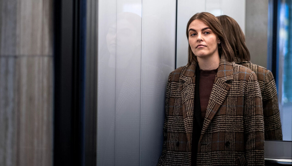 Å måtte forholde seg til sterke følelser, både egne og andres, er en risiko. Egne traumer fra en trøblete oppvekst kan gjøre deg ekstra utsatt. Det har Mirjam Gregersen kjent på. Å måtte forholde seg til sterke følelser, både egne og andres, er en risiko. Egne traumer fra en trøblete oppvekst kan gjøre deg ekstra utsatt. Det har Mirjam Gregersen kjent på.