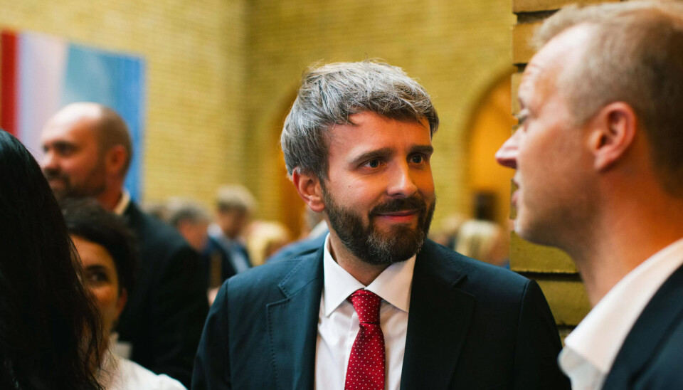 NED: Ventetiden går ned. NED: Ventetiden går ned.