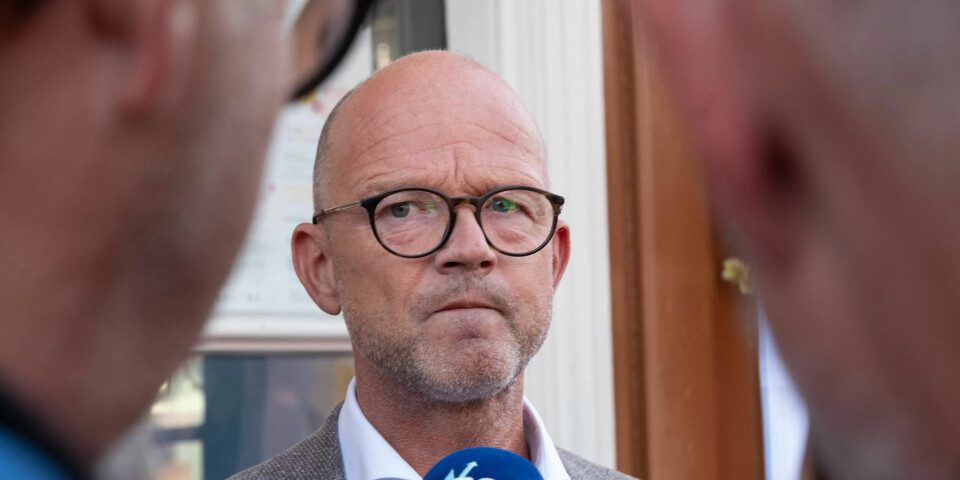 NEKTER: – Det er et krav for oss. Vi skal ikke låse den debatten i fire år, sier Ole Erik Almlid. NEKTER: – Det er et krav for oss. Vi skal ikke låse den debatten i fire år, sier Ole Erik Almlid.