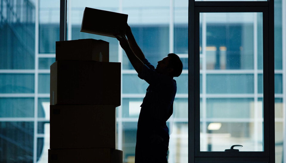 Unge som kommer inn i lavtlønte yrker blir ikke nødvendigvis værende der. Mange stiger raskt i både status og lønn, viser en analyse fra SSB. (Illustrasjonsfoto) Unge som kommer inn i lavtlønte yrker blir ikke nødvendigvis værende der. Mange stiger raskt i både status og lønn, viser en analyse fra SSB. (Illustrasjonsfoto)