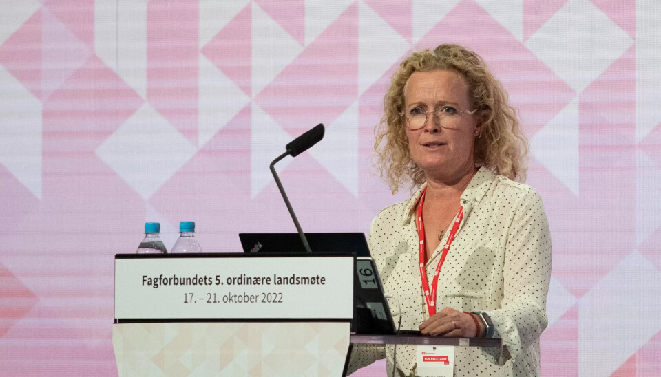 Olaug Skau fikk et flertall i landsmøtet med på å endre benevnelsen forbundsregion tilbake til fylkeskrets. Olaug Skau fikk et flertall i landsmøtet med på å endre benevnelsen forbundsregion tilbake til fylkeskrets.