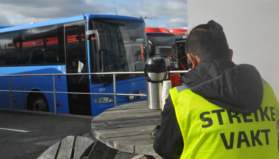 LØGN ELLER EI: Påstander om kravstore sjåfører raser i mediene, selv om det egentlig ikke skal sies noe fra Riksmeklerens bord. LØGN ELLER EI: Påstander om kravstore sjåfører raser i mediene, selv om det egentlig ikke skal sies noe fra Riksmeklerens bord.