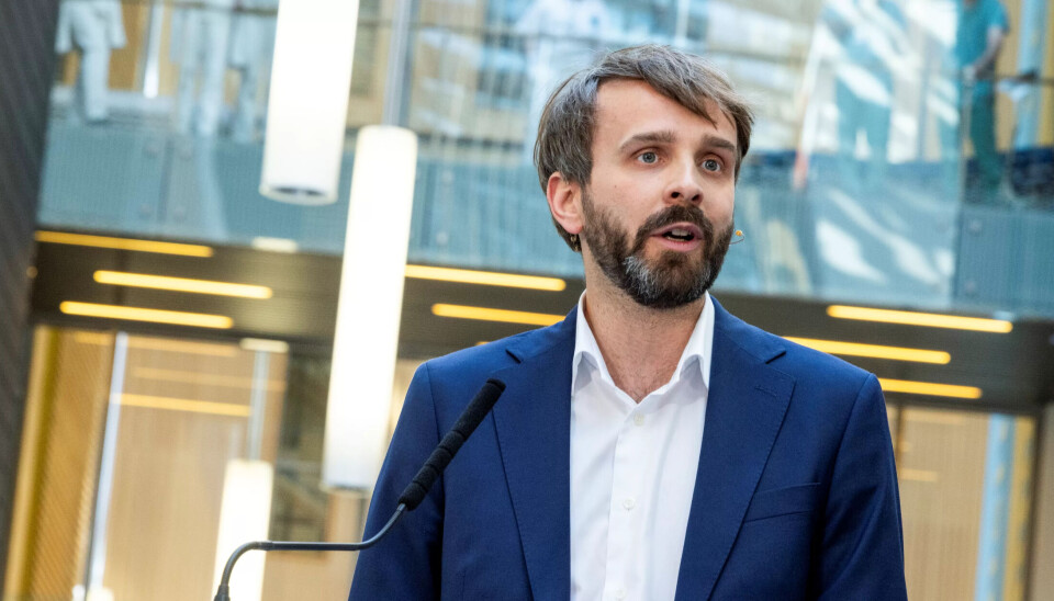 RASKT: Jan Christian Vestre vil åpne to nye sykehus. RASKT: Jan Christian Vestre vil åpne to nye sykehus.