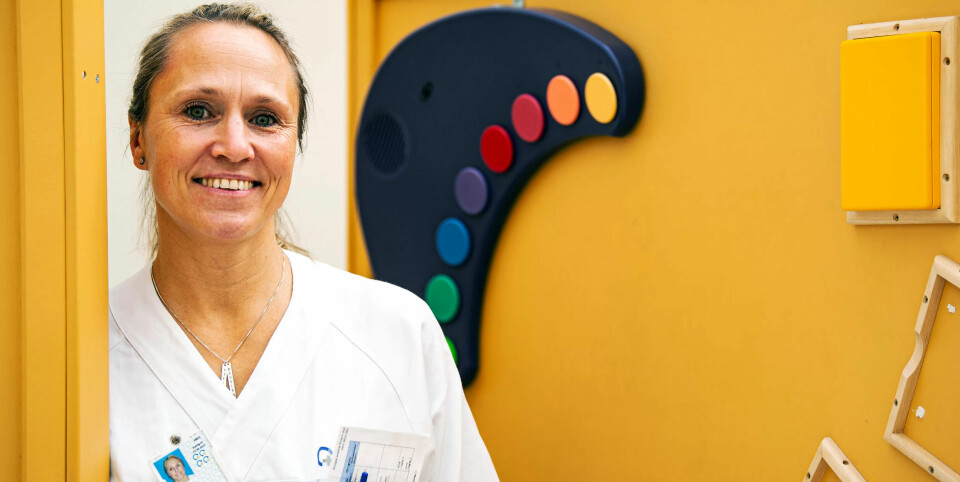 – Jeg kjenner flere barnepleiere som har lyst til å gå veien videre for å bli sykepleier. La oss få lov. Samfunnet vil ikke angre, sier Henrikke Tresselt. – Jeg kjenner flere barnepleiere som har lyst til å gå veien videre for å bli sykepleier. La oss få lov. Samfunnet vil ikke angre, sier Henrikke Tresselt.