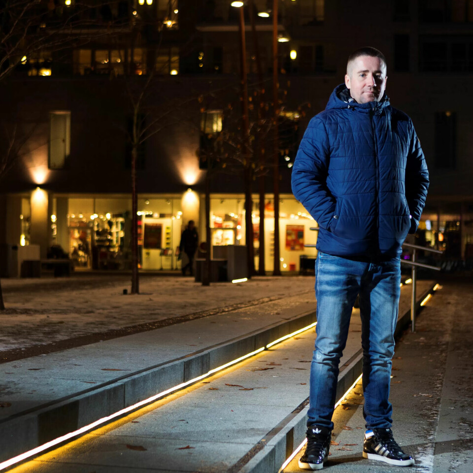 VESTFOLD DESEMBER 2015: Det har gått ett år siden Marcin Marys sto fram i Fagbladet og fortalte om hardkjøret etter at Vestfold valgte en ny og mer effektiv driftsmodell med Veireno. VESTFOLD DESEMBER 2015: Det har gått ett år siden Marcin Marys sto fram i Fagbladet og fortalte om hardkjøret etter at Vestfold valgte en ny og mer effektiv driftsmodell med Veireno.