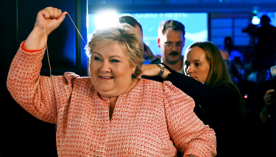Erna Solbergs Høyre faller på ny måling. Erna Solbergs Høyre faller på ny måling.