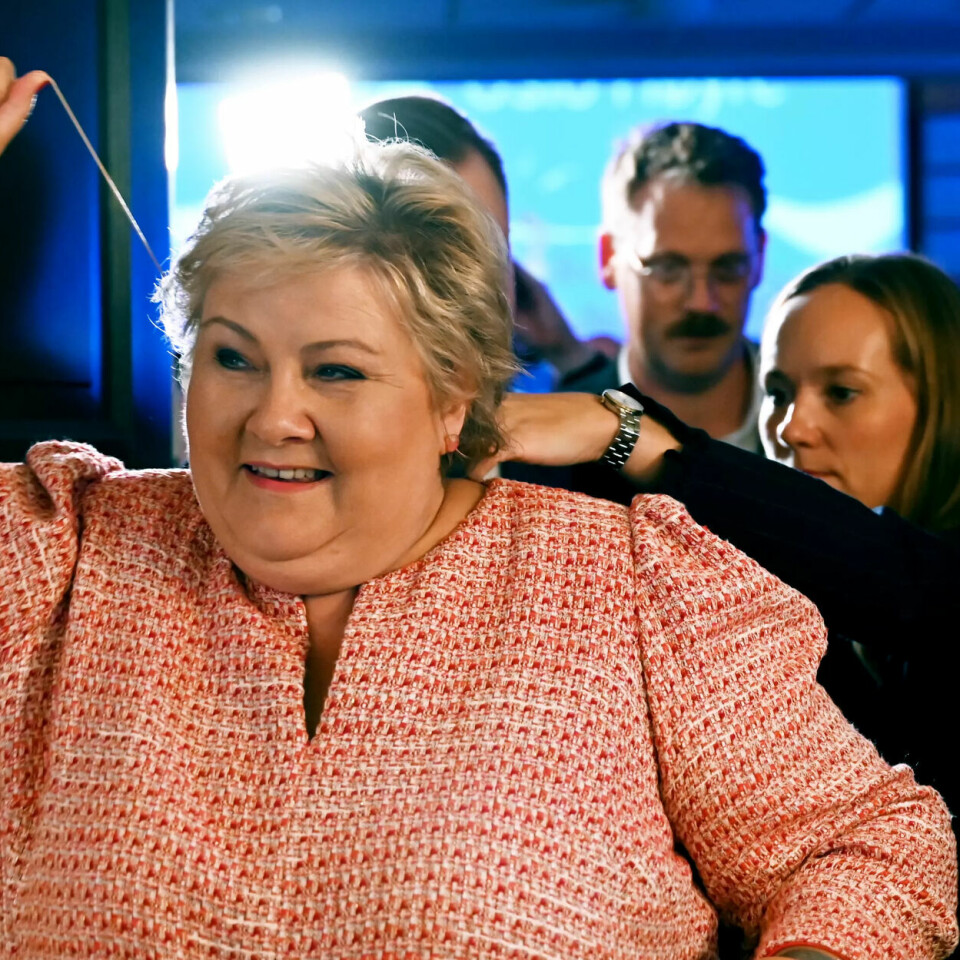 Erna Solbergs Høyre faller på ny måling. Erna Solbergs Høyre faller på ny måling.