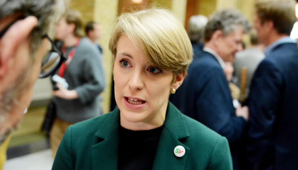 – Vi må se an den økonomiske situasjonen, men skattene må kuttes mer enn det som har vært lagt opp til så langt, sier SVs finanspolitiske talsperson Kari Elisabeth Kaski. – Vi må se an den økonomiske situasjonen, men skattene må kuttes mer enn det som har vært lagt opp til så langt, sier SVs finanspolitiske talsperson Kari Elisabeth Kaski.