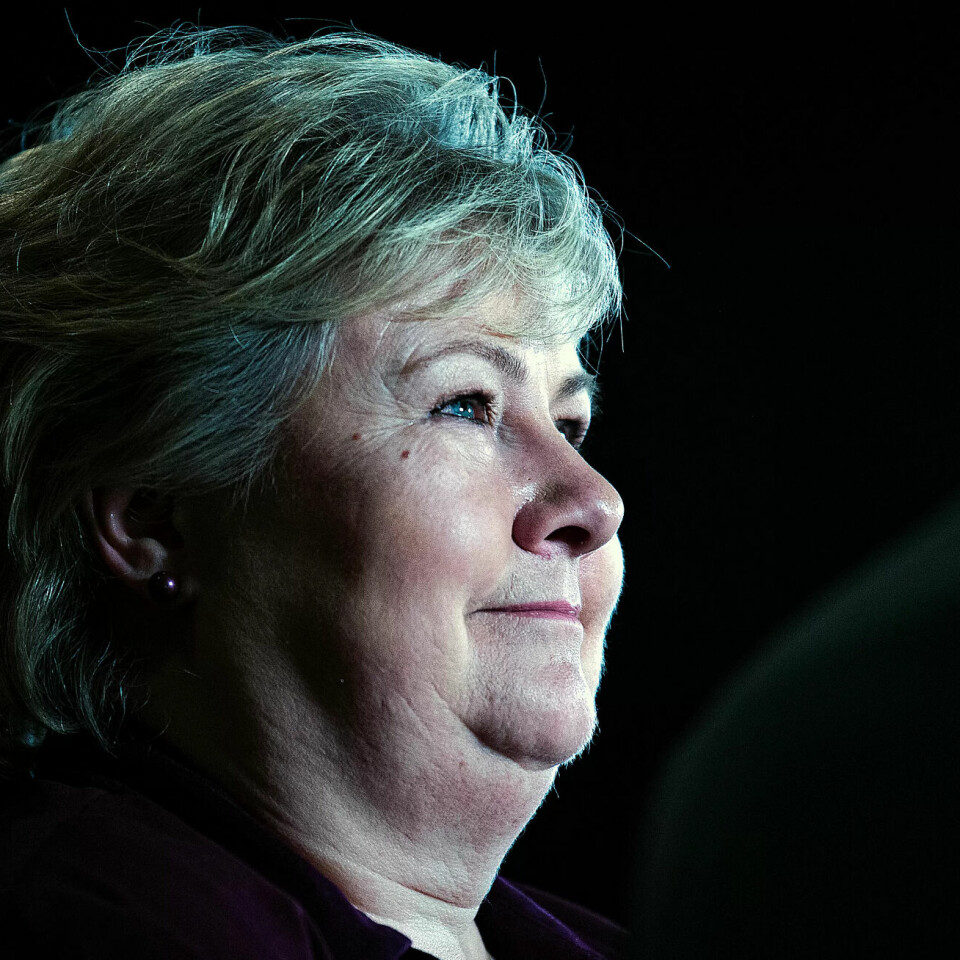 Hadde Erna Solberg vært statsminister, hadde hun sørget for å gjeninnføre «karensåret» for syke og skadde som lever av arbeidsavklaringspenger (AAP). Karensåret betyr ett år uten penger, selv om man ikke er ferdig avklart i verken Nav eller helsevesen. Etter ett år kan man søke på nytt om AAP. Hadde Erna Solberg vært statsminister, hadde hun sørget for å gjeninnføre «karensåret» for syke og skadde som lever av arbeidsavklaringspenger (AAP). Karensåret betyr ett år uten penger, selv om man ikke er ferdig avklart i verken Nav eller helsevesen. Etter ett år kan man søke på nytt om AAP.
