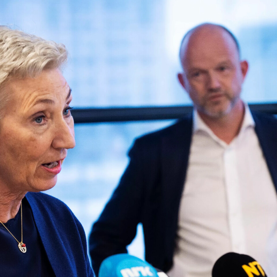 LO-leder Peggy Hessen Følsvik og NHO-leder Ole Erik Almlid er klare for årets lønnsoppgjør. LO-leder Peggy Hessen Følsvik og NHO-leder Ole Erik Almlid er klare for årets lønnsoppgjør.
