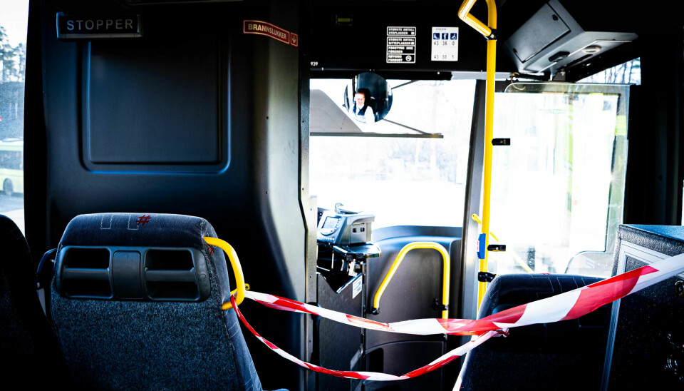 Bussjåfører og konduktører vil likestilles med helsepersonell i yrkesskadeordningen. Regjeringen sier nei